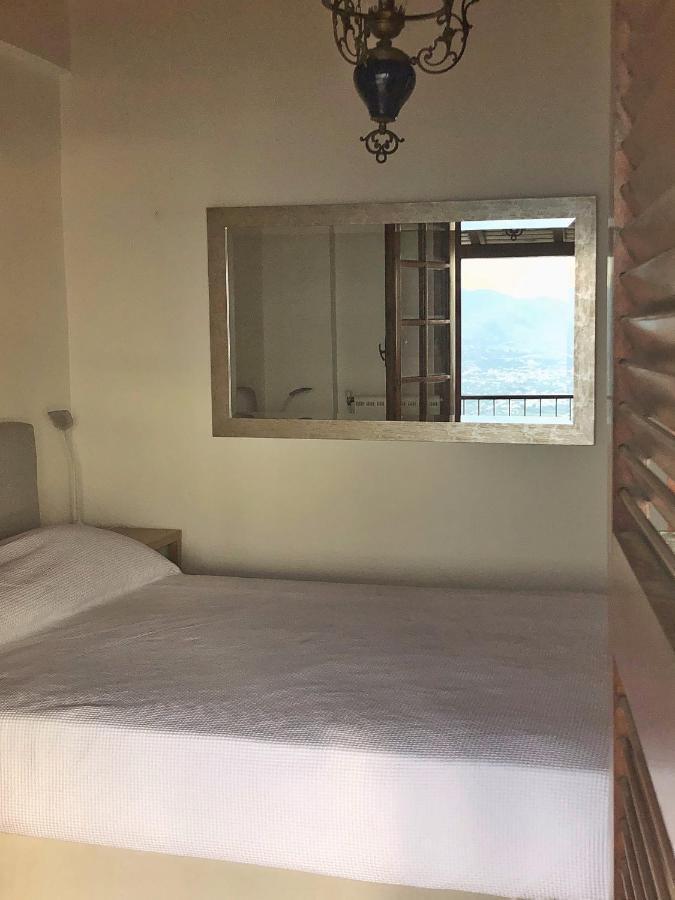Gaia Guest House Kalamata Exterior foto